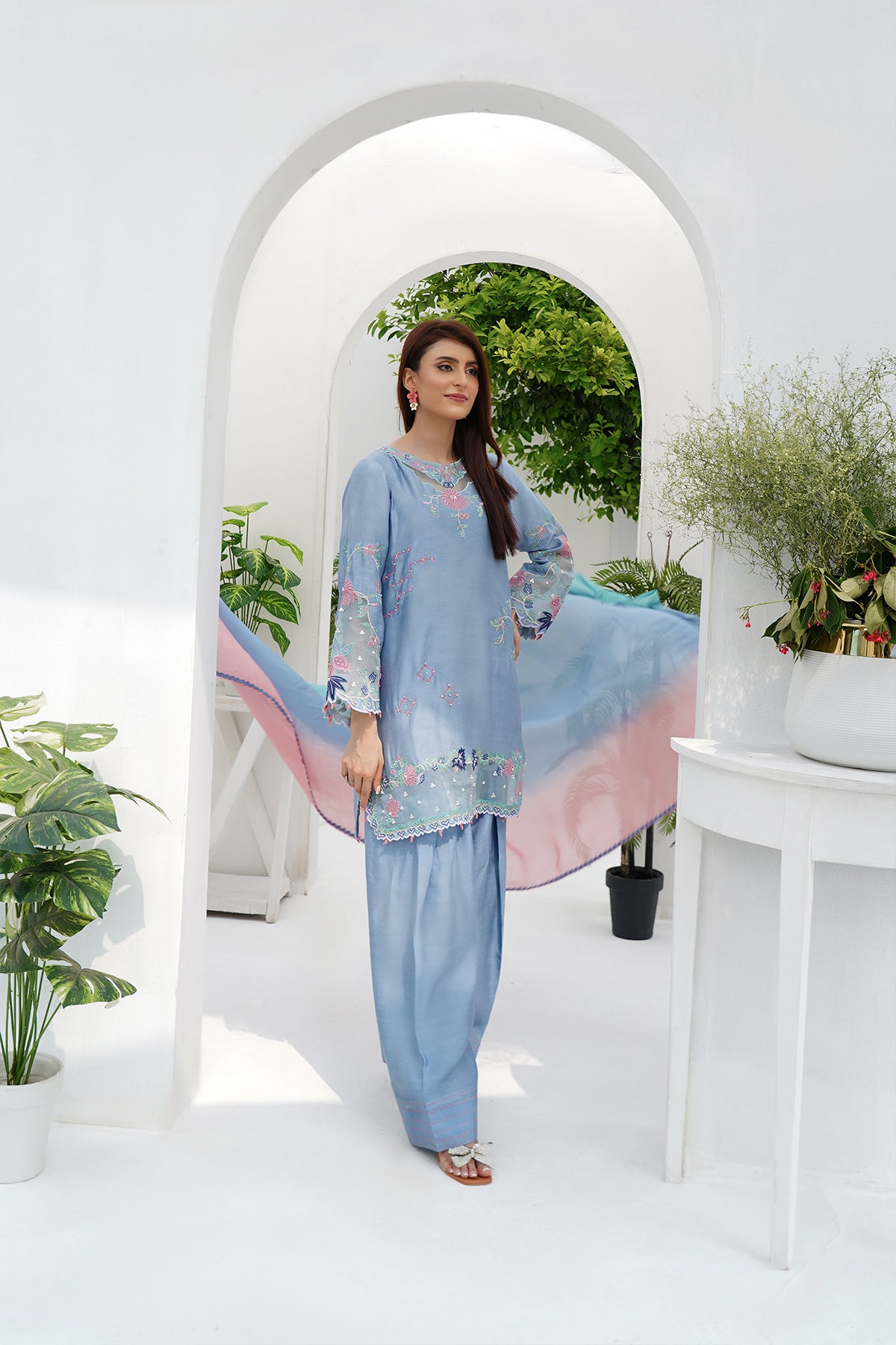 Naoura